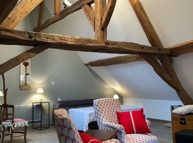 Aux Cornettes Apartment *