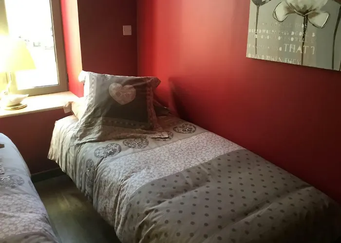 Aux Cornettes Apartment *